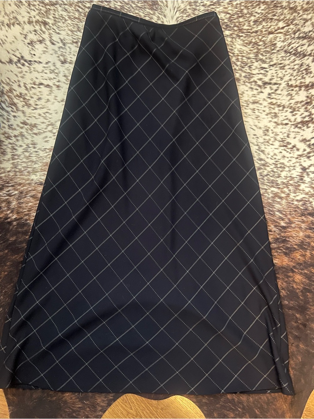 Jaclyn Smith Black Maxi Skirt with White Diamond Grid